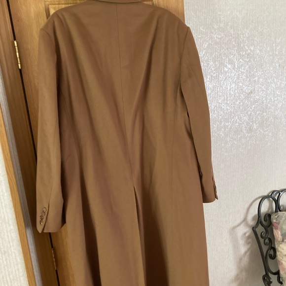 COPY - Mens Vintage Burberry coat - Picture 4 of 4